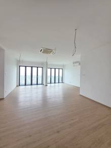 Condominium For Sale in Vantage @ Tamu