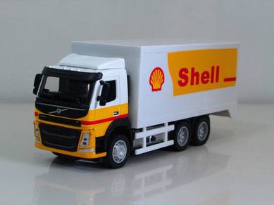 CCA 1-50 Shell Volvo Box Truck Diecast Car
