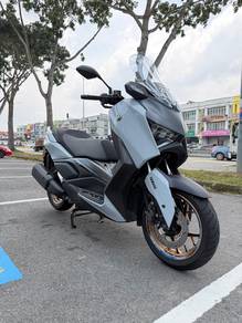 Yamaha XMAX