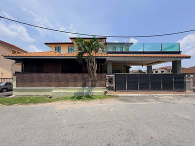 Bungalow House For Sale in Cheng,MLK