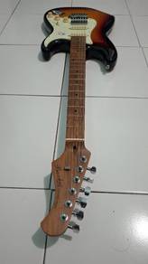 Gitar Untuk dijual