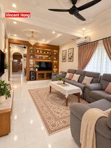 Semi-Detached House For Sale in Gelugor,PNG