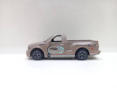 Hot Wheels '99 Ford F-150 SVT Lightning  "Leeway's