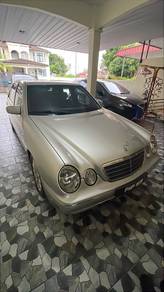 Mercedes Benz E240 240 ELEGANCE (CBU) in Tasek Gelugor, PNG