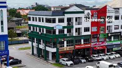Shop lot For Sale in Kuching,SWK