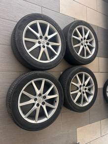 18” Toyota Premium Hyper Black wheels with tire