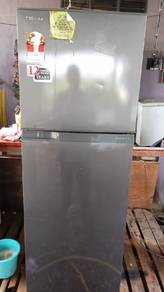 peti sejuk 2 pintu