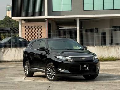 Toyota Harrier PREMIUM ADVANCE PACKAGE in Masai, JHR