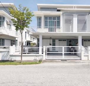Semi-Detached House For Rent in Bandar Saujana Putra,SGR