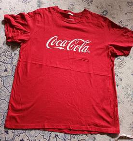 COCA COLA  X GU T shirt