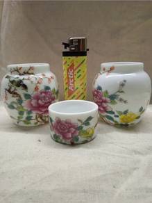 Birdfeed Cawan Burung Ceramic Roses 3-CBF316