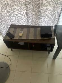 Tilam king, meja makan 4 seater dan meja kopi 