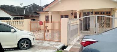 1.5-storey Terraced House For Rent in Ulu Tiram,JHR