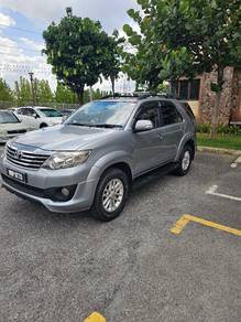 Toyota Fortuner V in Puchong, SGR