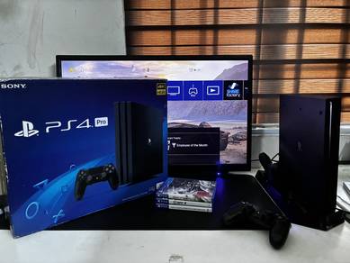 PS4 pro 2TB WITH 11 GAMES INCLUDED