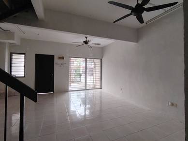 2-storey Terraced House For Rent in Seri Kembangan,SGR