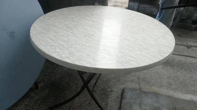 3V Round Solid Folding 5FT Table TQ622