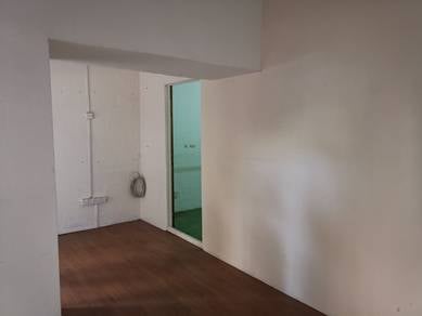 Shop lot For Sale in Taman Desa,KUL
