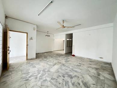 2.5-storey Terraced House For Sale in Rawang,SGR