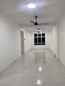 Apartment For Rent in Taman Pulai Mutiara 2: Phase A3A - A3C