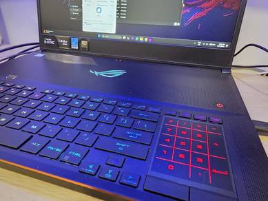 Zephyrus S GX701GX RTX2080 24GB RAM 1TB