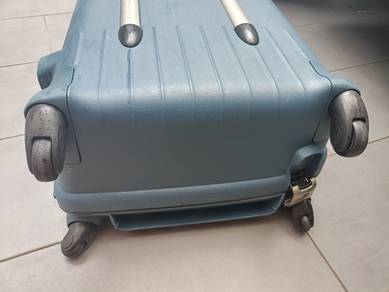 Samsonite Luggage Bag