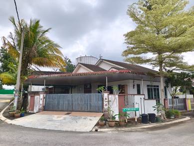 Semi-Detached House For Sale in Sungai Jawi,PNG