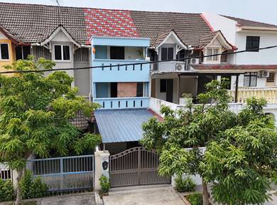 3-storey Terraced House For Sale in Sentul,KUL