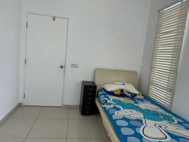 Room in Setia Alam, SGR
