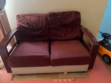 Sofa Antik untuk Dijual