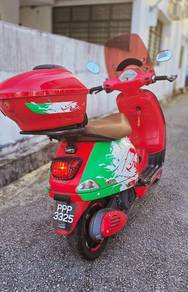 Vespa LT 150