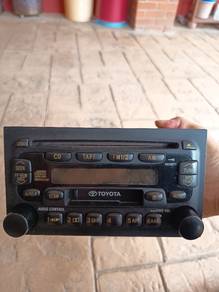 Original Toyota Estima Radio Cassette CD player