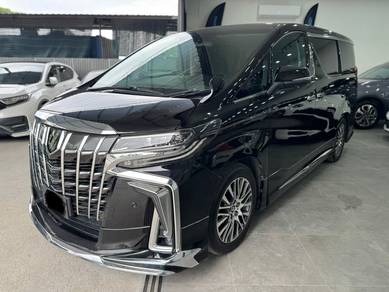 Toyota Alphard in Bukit Minyak, PNG