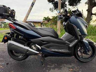 Yamaha XMAX