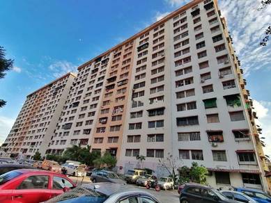 Flat For Sale in Taman Desaria