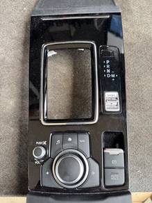 No 12-9-7 Mazda 6 Atenza GJ NFL 2018 Gear Cover
