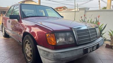 Mercedes Benz 230E in Port Dickson, NSN