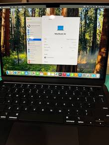 Macbook Air 13 “ M3 like new.