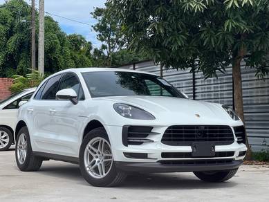 Porsche Macan in Ara Damansara, SGR