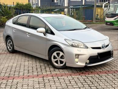 Toyota Prius LUXURY (HYBRID) in Kuchai Lama, KUL