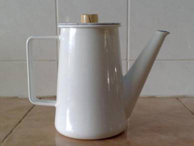 Teko enamel teapot