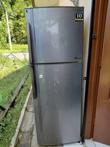 Peti Sejuk 2 Pintu Sharp Nano Ag Tech
