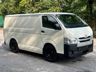 Toyota Hiace in Balakong, SGR
