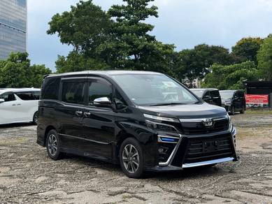 Toyota Voxy ZS KIRAMEKI III in Pudu, KUL