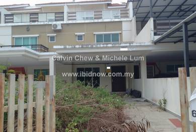 3-storey Terraced House For Sale in Balik Pulau,PNG