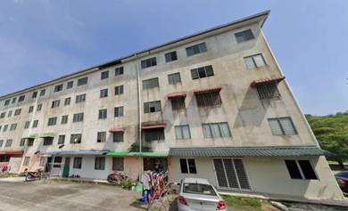 Flat For Rent in Apartment Anggerik (Prima Beruntung)