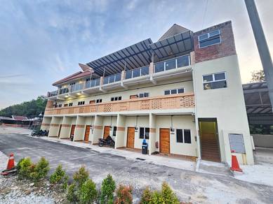 Jenderam Point Homestay DENGKIL SEPANG