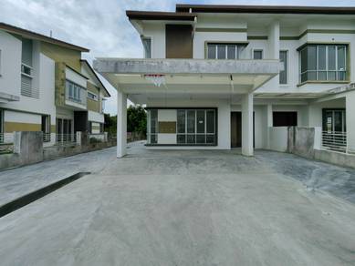 Semi-Detached House For Sale in Kuala Selangor,SGR
