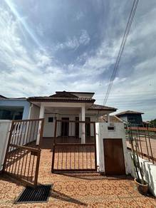 1.5-storey Terraced House For Sale in Kajang,SGR
