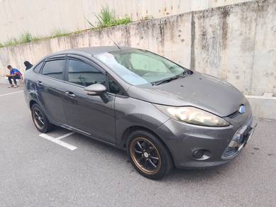 Ford Fiesta LX Ti-VCT in Puncak Alam, SGR